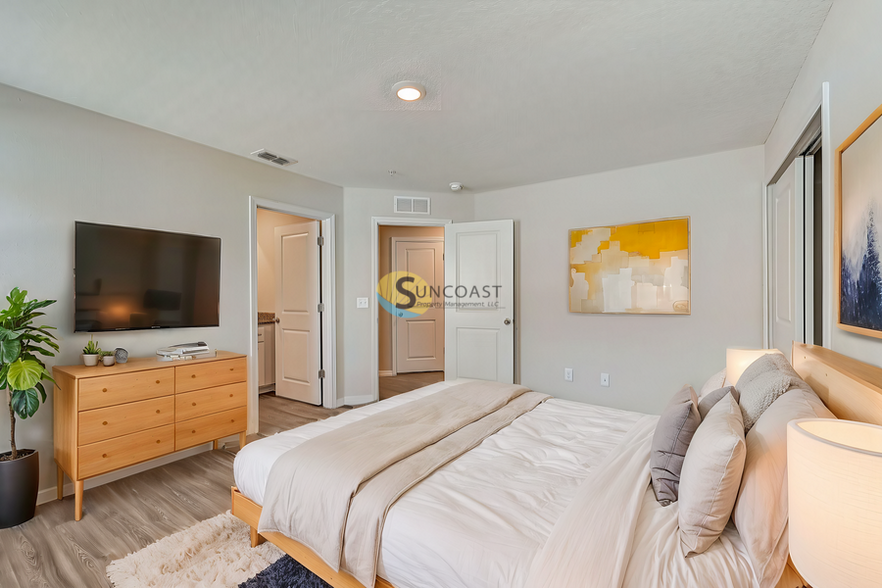 Primary Photo - 1510 Yelford Cir