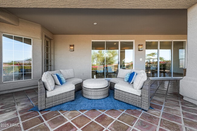 Building Photo - 15848 E Brodiea Dr