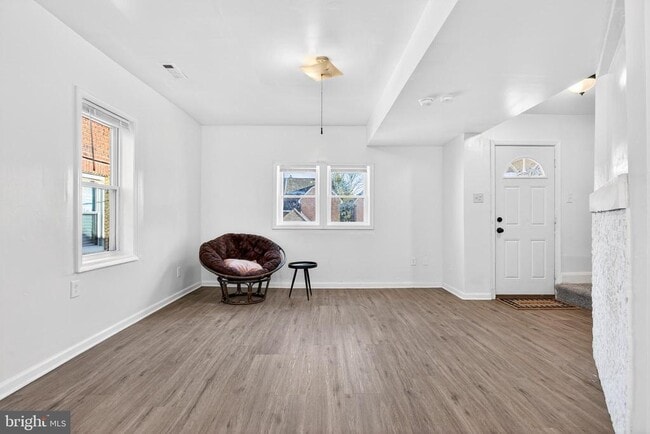 Building Photo - 1118 Sterling Ave