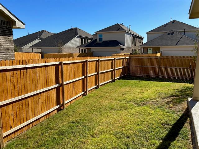 Building Photo - 2517 Maplehurst Dr