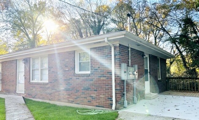 Building Photo - 7062 Felton Ln