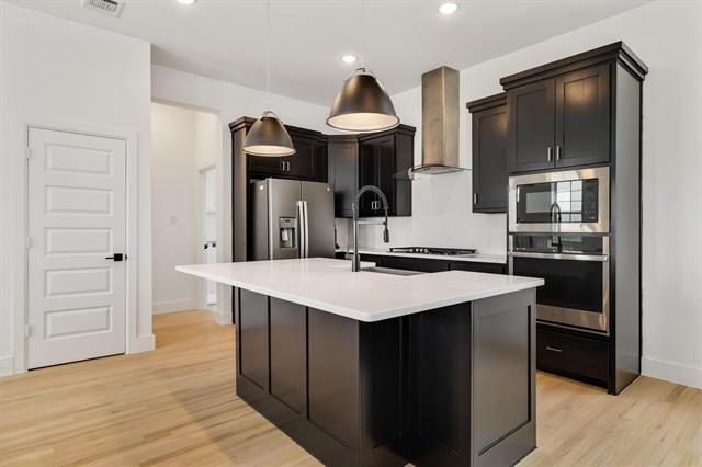 Building Photo - 9303 Easy St