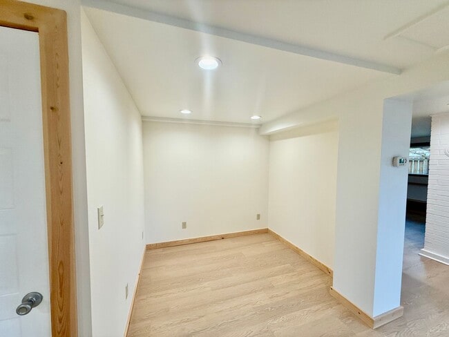 Building Photo - Brand New 1 bed, 1 bath with Den In Lynnwood $2350/mo.