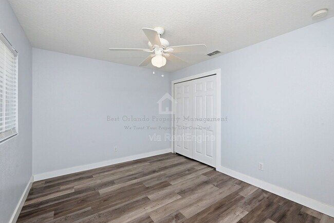 Building Photo - 15601 Grays Harbor Way