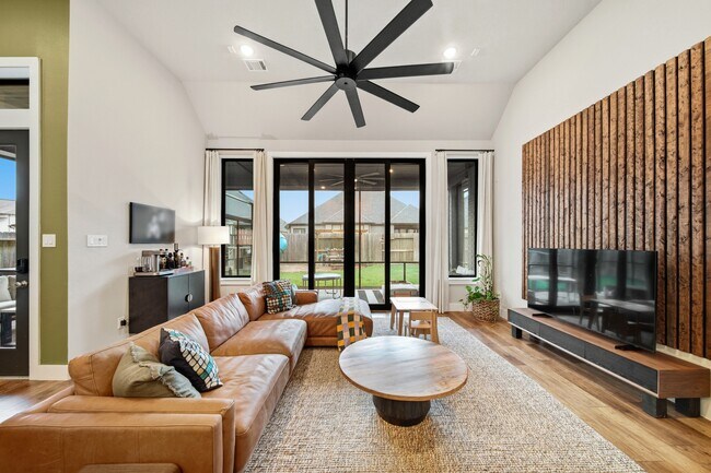 Building Photo - 8902 Iron Forge Rd