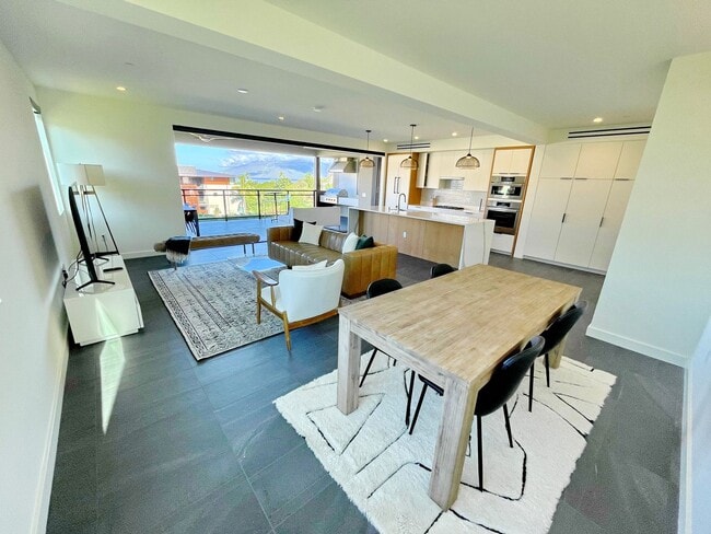 Building Photo - Rare opportunity at Wailea’s newest development, La‘i Loa. Furnished 2 Bed/2Bath. Luxurious pool ...