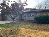 Building Photo - AVAILABLE NOW! Lakewood Village Duplex