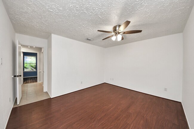 Building Photo - 3514 Spanish Acorn Ln