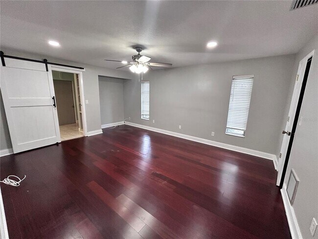 Building Photo - 3143 Fiesta Dr