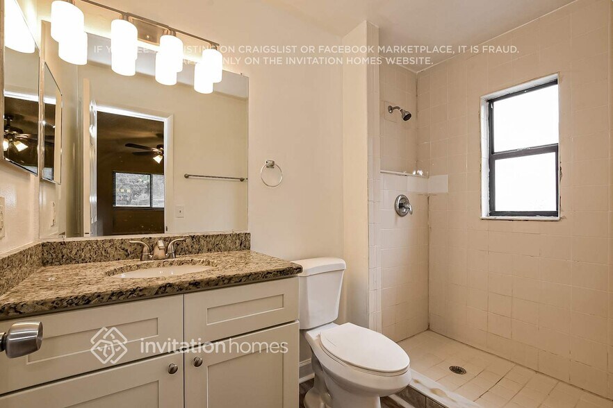 Building Photo - 7823 Bitternut Ct