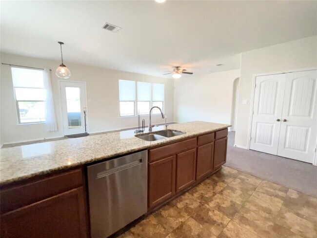 Building Photo - 213 Connor Elkins Dr
