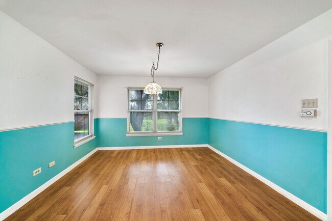 Building Photo - 2BED, 2BATH HOLLYWOOD PARK