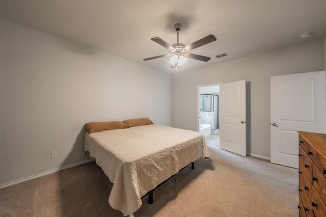 Building Photo - 561 Concho St