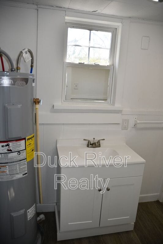 Building Photo - 504 Mooresville Pike