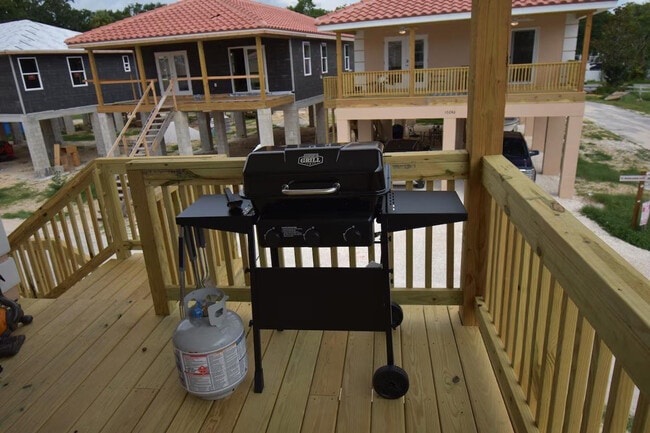 Building Photo - 4857 S Amstel Dr