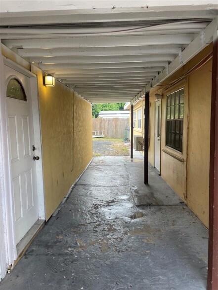 Building Photo - 3XXX Jackson Blvd