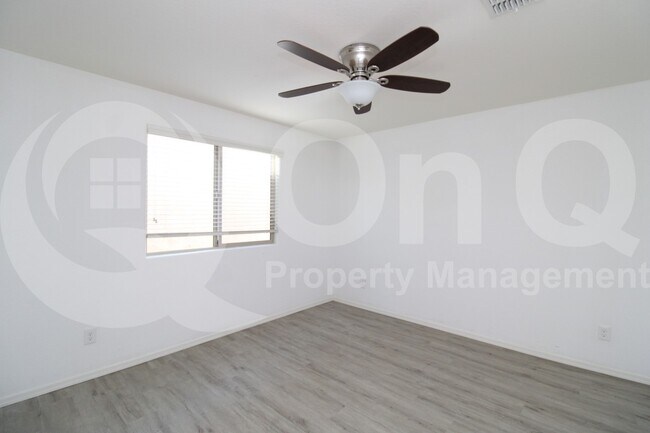 Building Photo - 1819 W Bonanza Dr