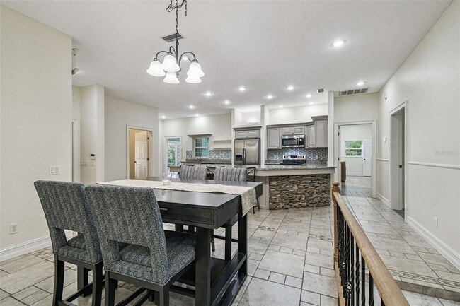 Building Photo - 16453 Pawnee Dr