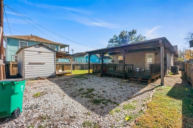 Building Photo - 3108 Indiana St