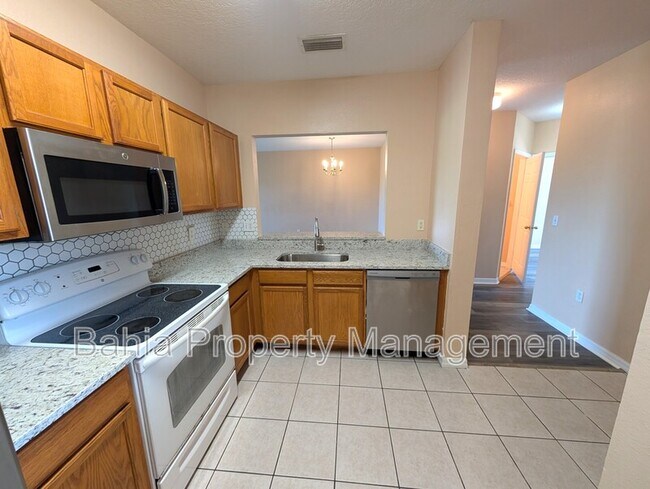 Building Photo - 9533 Newdale Way