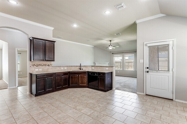 Building Photo - 11629 Champion Creek Dr
