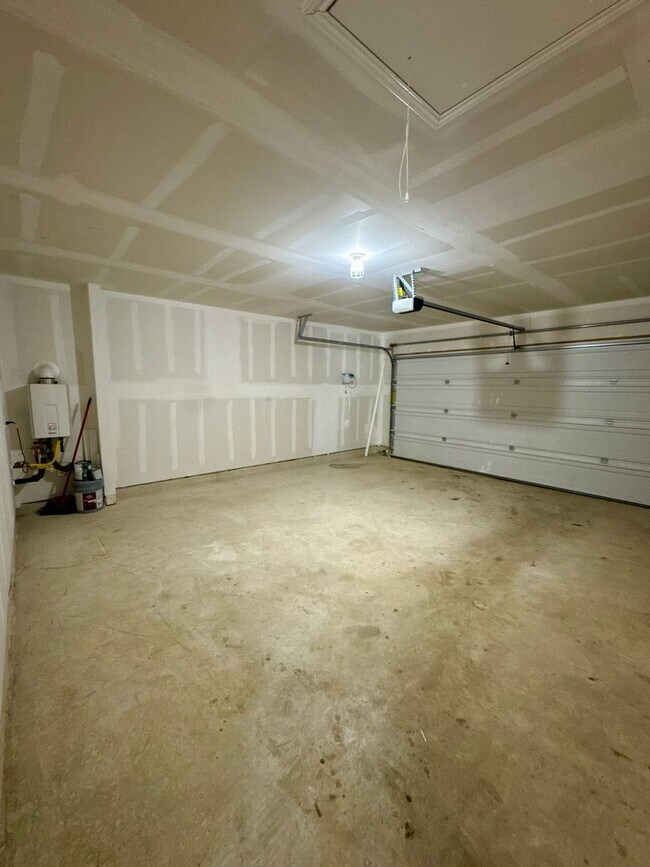 Building Photo - Bulverde Area - Hidden Trails Subdivision 3 beds 2 bath Home for Rent