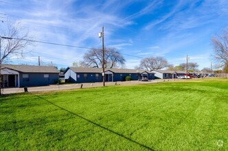 Metker Gardens Apartments - Metker Gardens