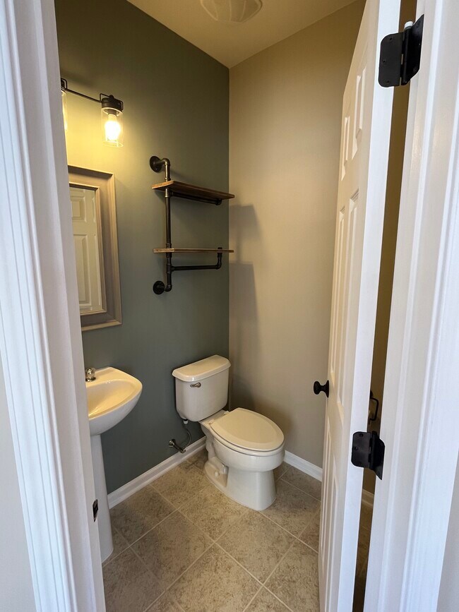 Building Photo - 20476 Alicent Ter