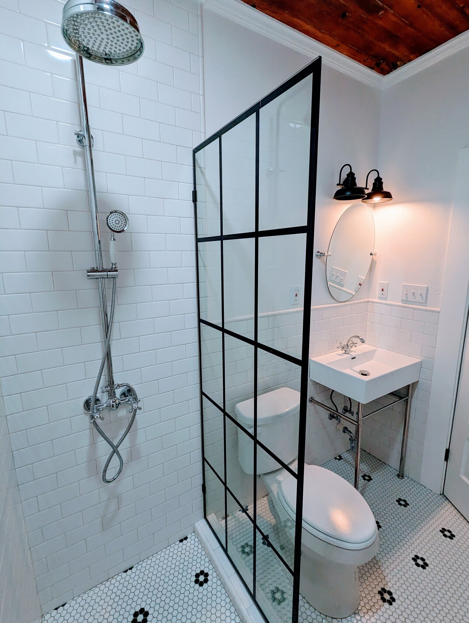 Remodeled Bathroom - 1114 E Old Pass Rd