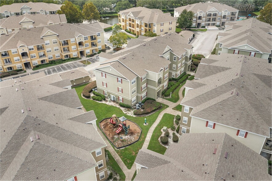 Building Photo - Villa Valencia Apartments