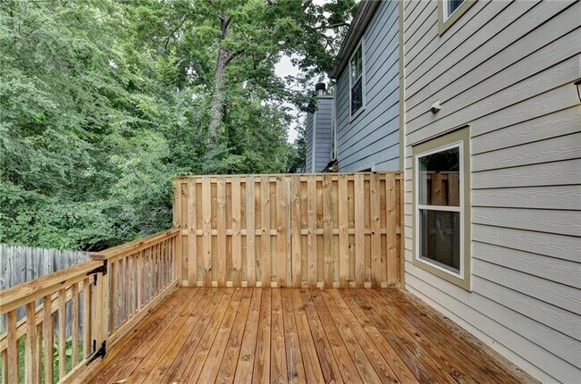 Building Photo - 3876 Meadow Creek Dr
