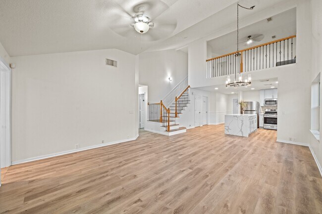 Building Photo - 16530 Bristle Creek Dr