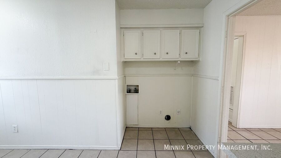 Building Photo - 5716 Brownfield Dr