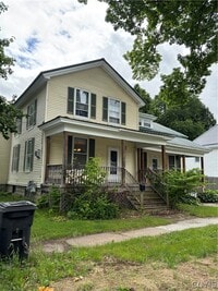 Building Photo - 301 N Clinton St