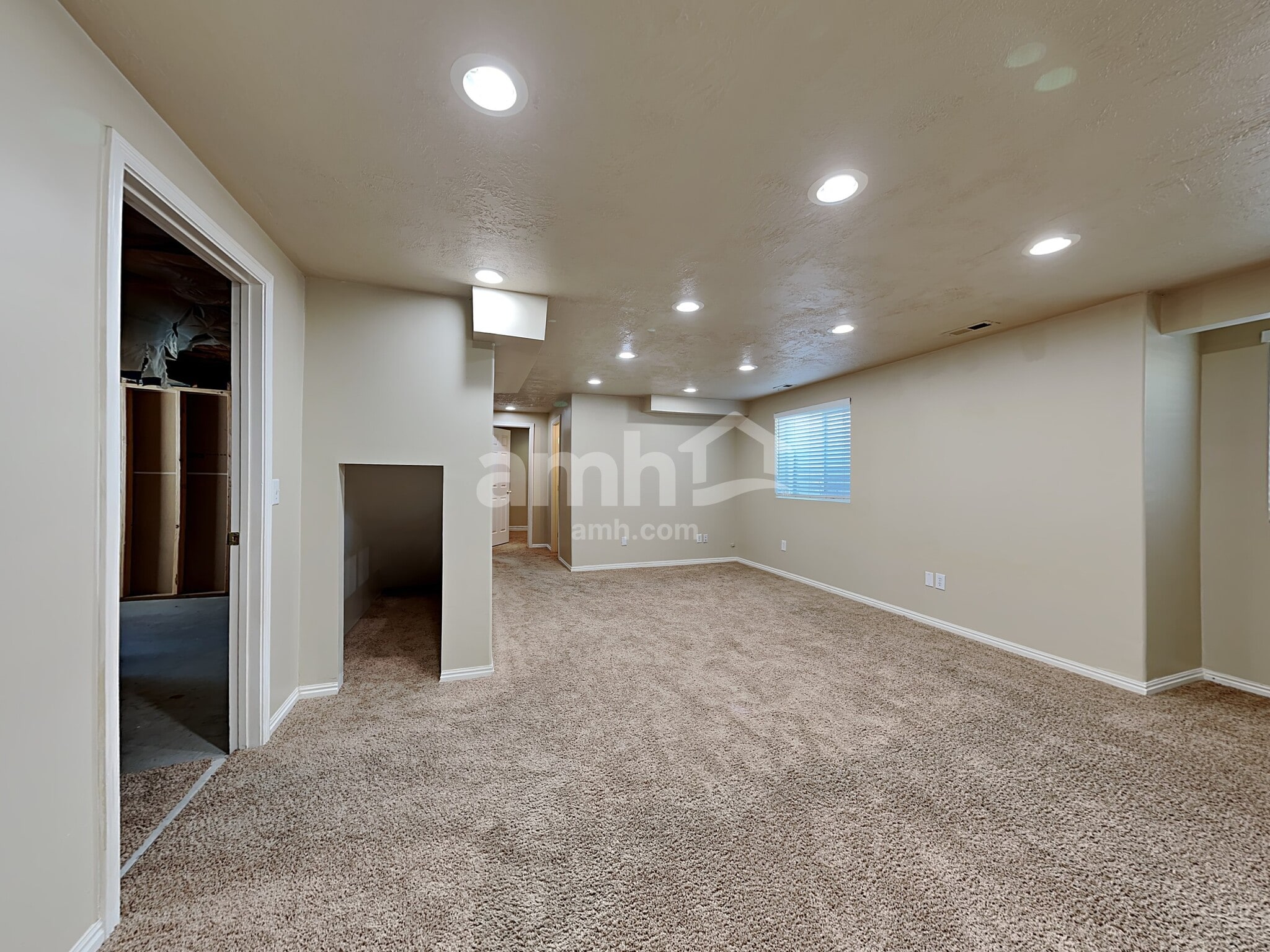 Building Photo - 1381 N 2225 W