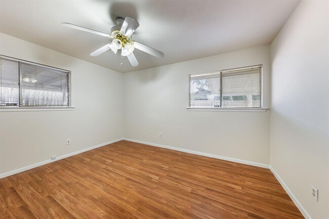 Building Photo - 9600 Gambels Quail Dr