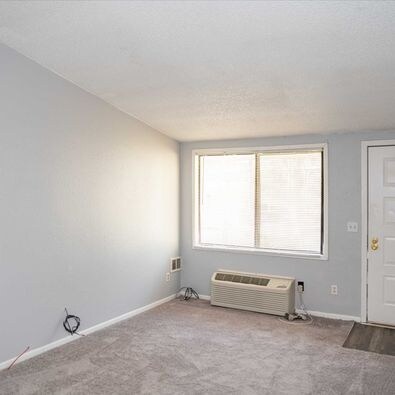 Building Photo - 33305 Ryan Dr