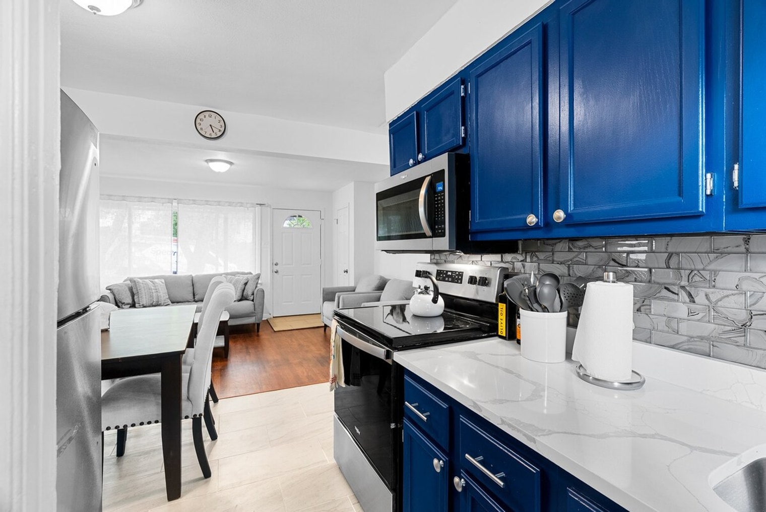 Building Photo - 6444 Wade Ave