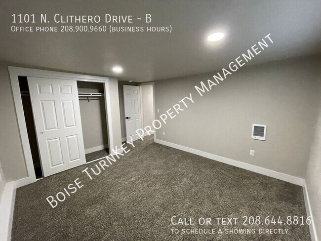 Building Photo - 1101 N Clithero Dr