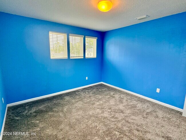 Building Photo - 5108 Angel Lake Dr