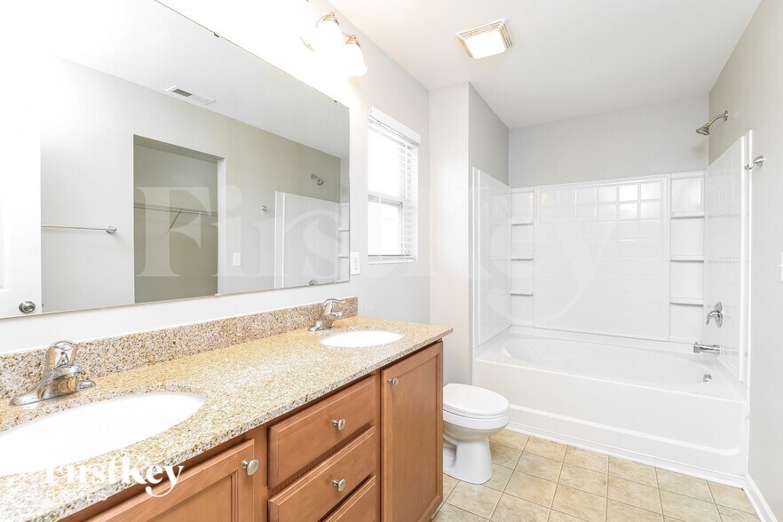 Building Photo - 12888 Brandenburg Ln