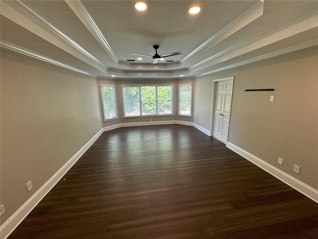 Building Photo - 1025 Beacon Hill Crossing