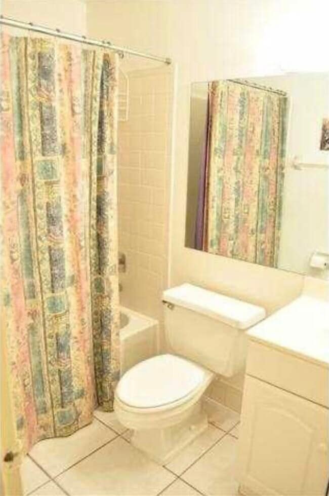 Building Photo - 4409 NW 22nd Rd