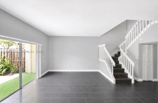 Building Photo - 11840 SW 99th St