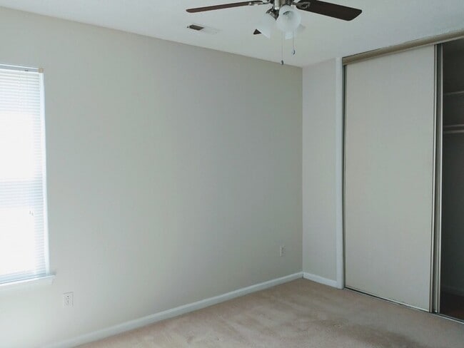 Building Photo - 1149 Turtle Rock Trce