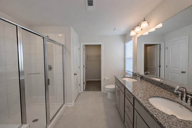 Building Photo - **6 Month Lease** New Construction Home-Hendersonville