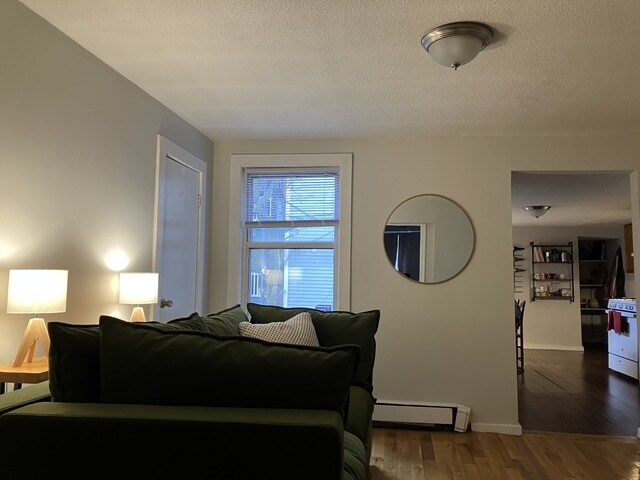 Building Photo - 249 Bennington St