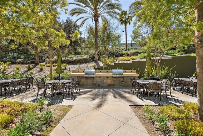 Building Photo - 8594 Cuyamaca St