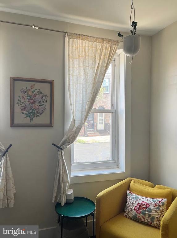 Building Photo - 2514 Memphis St