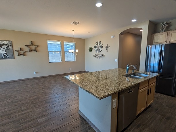 Building Photo - 41390 W Carlisle Ln